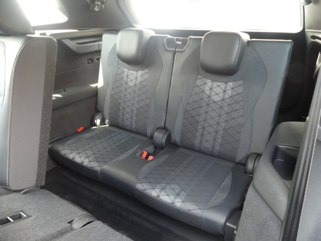 VW Tayron 2.0 TSI R-Line DSG 4Motion-image-13
