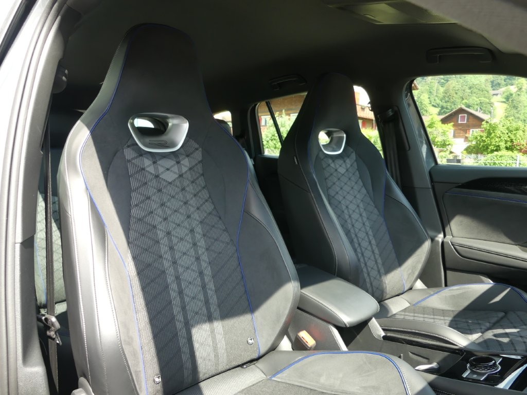 VW Tayron 2.0 TSI R-Line DSG 4Motion-image-10