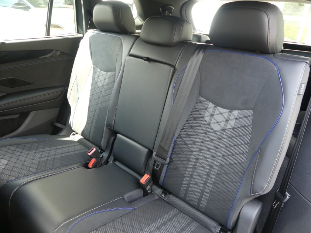 VW Tayron 2.0 TSI R-Line DSG 4Motion-image-11