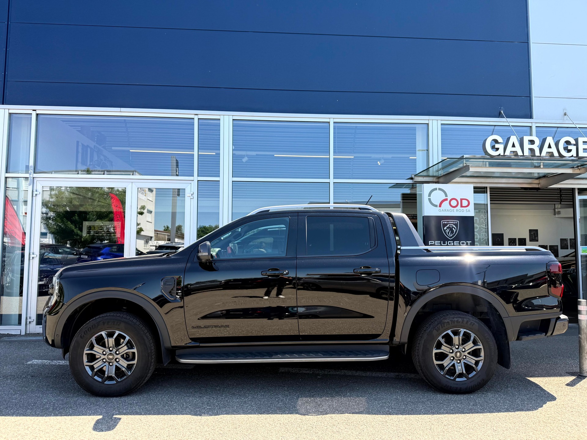 FORD Ranger Wildtrak 2.0 Eco Blue e-4WD Automat-image-5