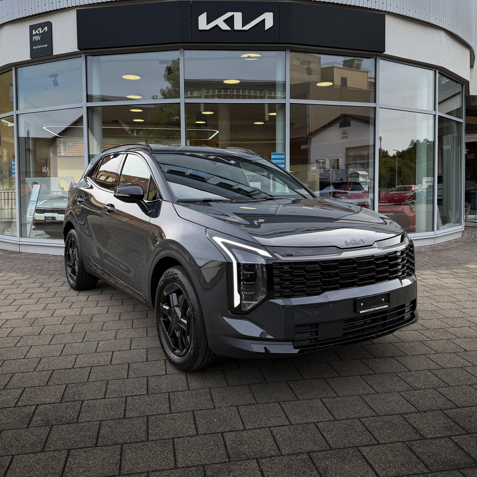 KIA Sportage 1.6 T-GDi Hybrid Black Edition