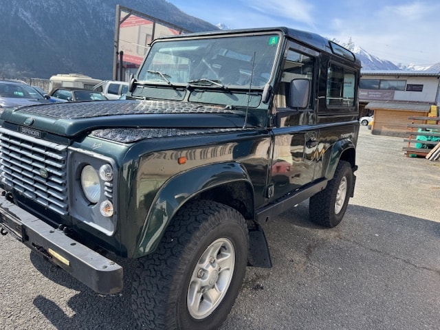 LAND ROVER Defender 90 SW 2.5 TDi