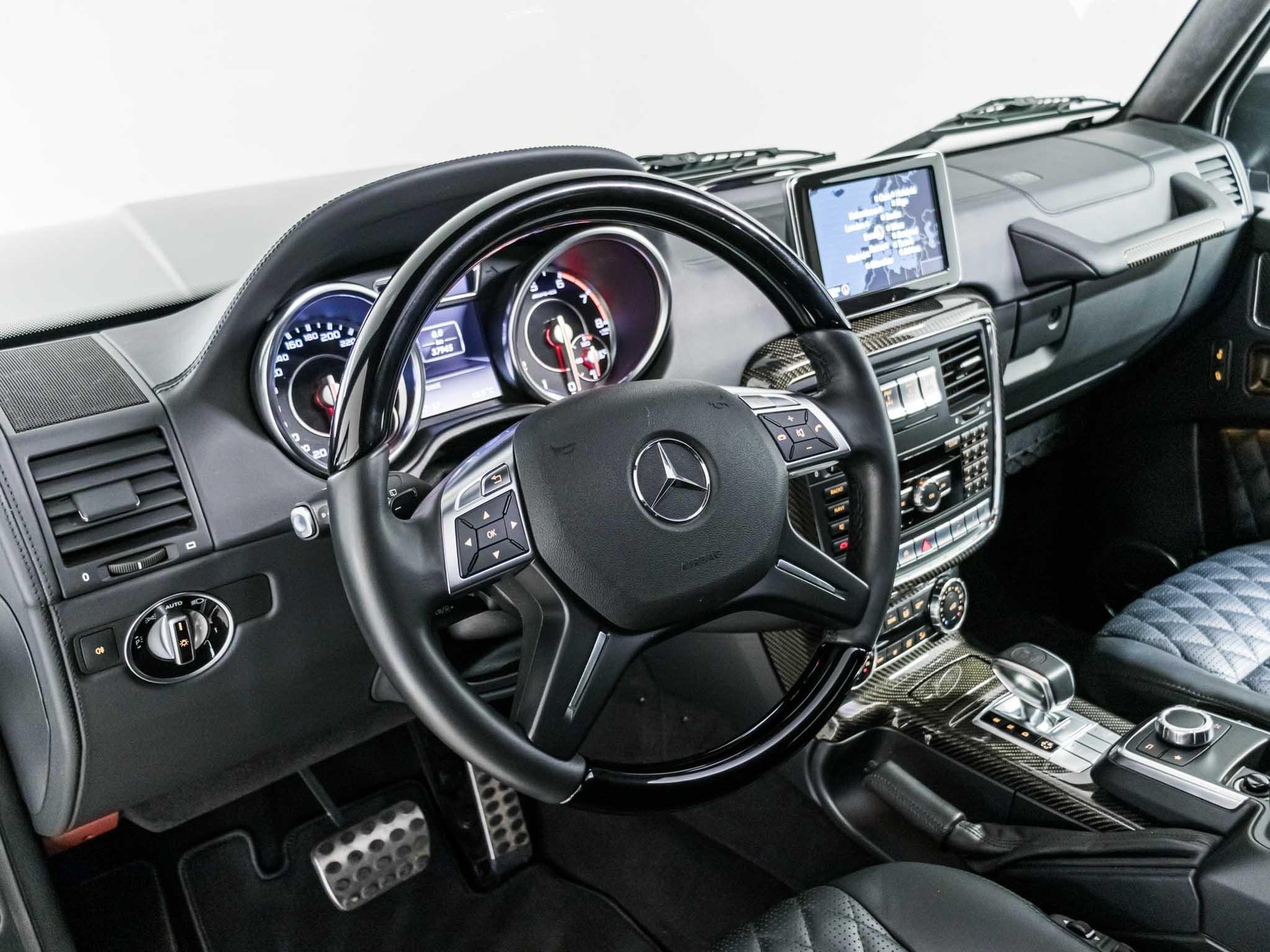 MERCEDES-BENZ G 65 AMG-image-9