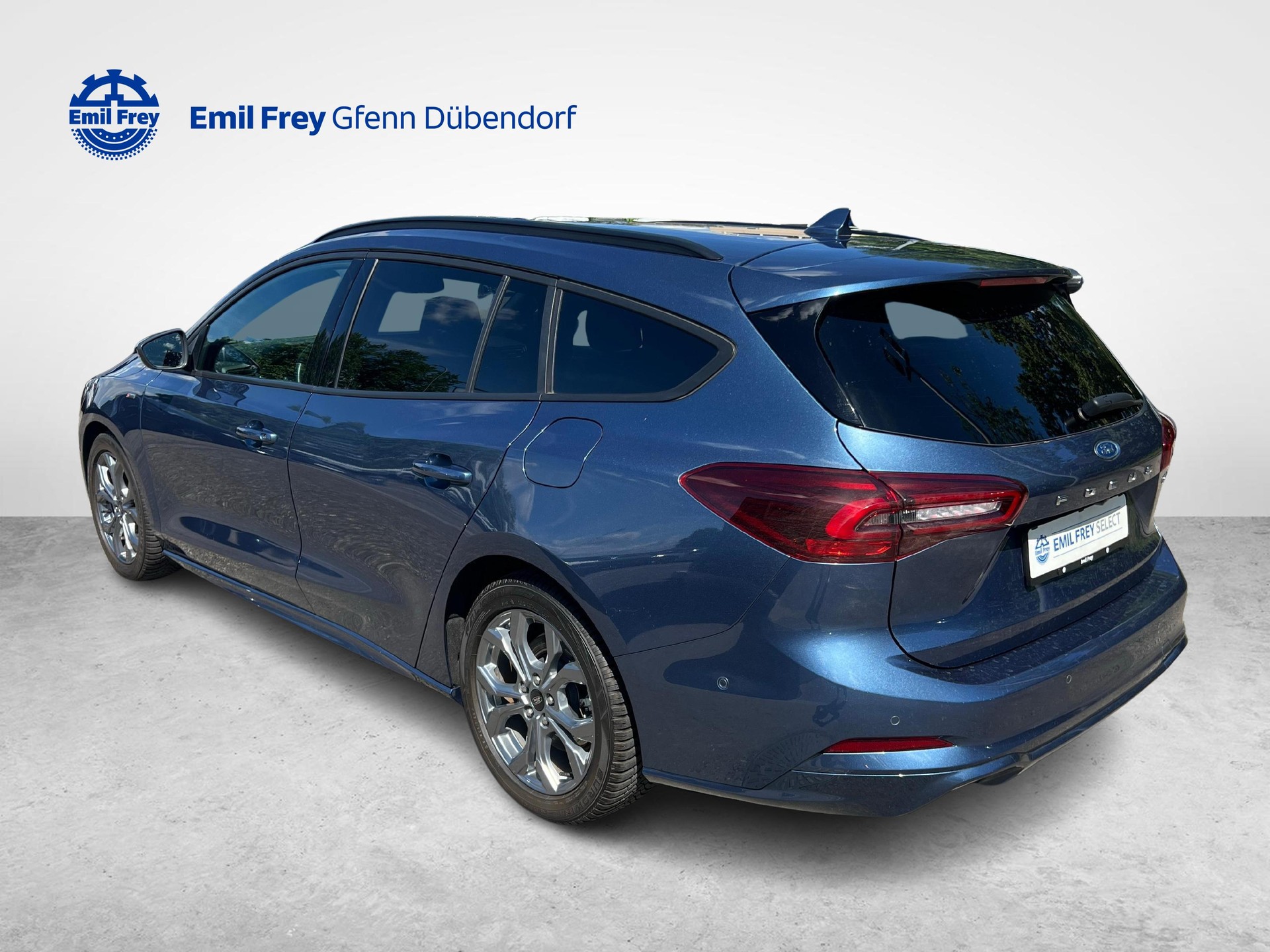 FORD Focus Station Wagon 1.0i EcoB Hybrid 155 ST-Line-showroom-element-3