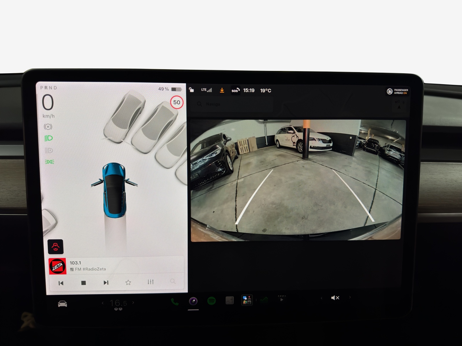 TESLA Model 3-image-13