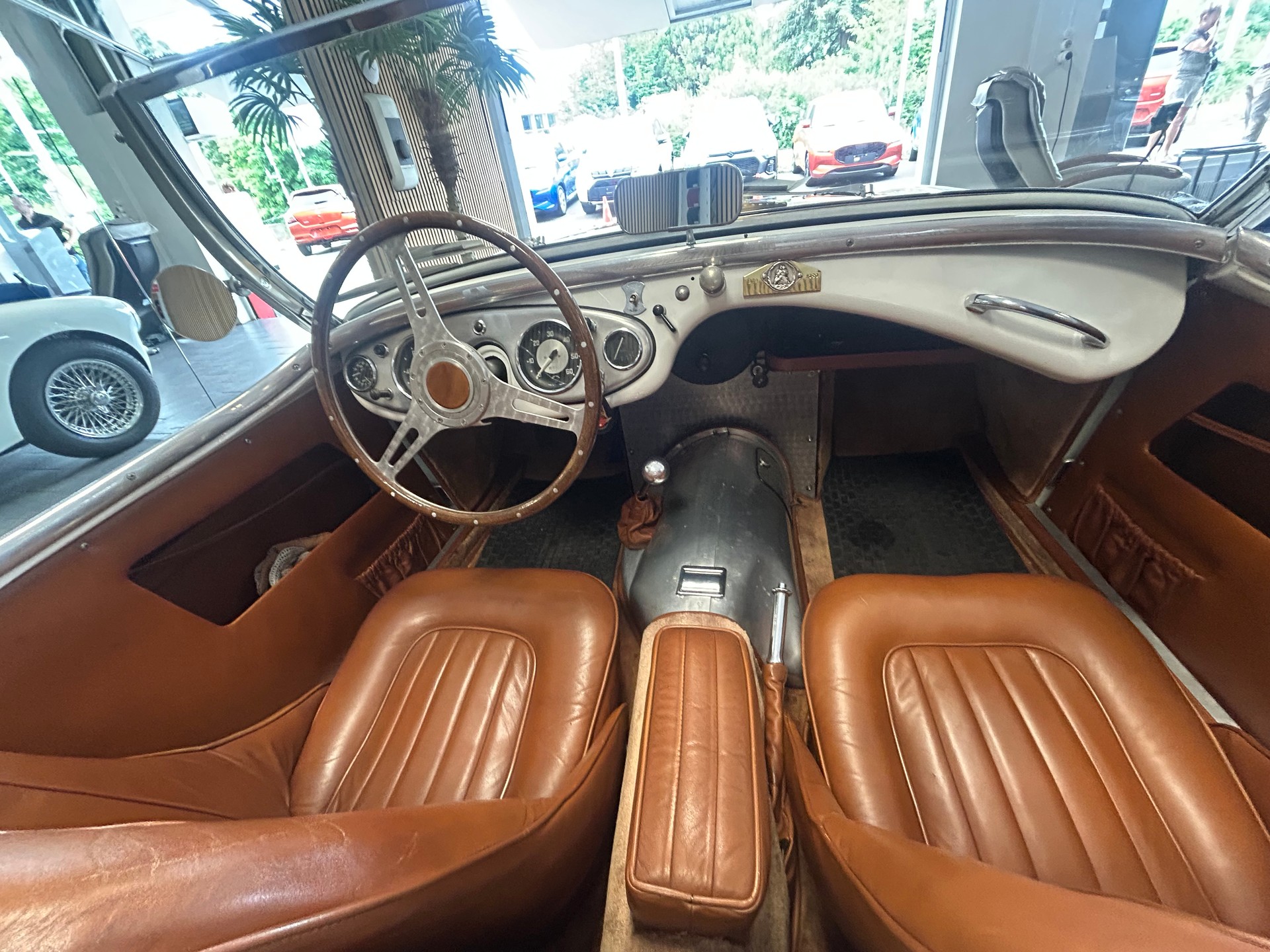 AUSTIN-HEALEY 100 BN1-image-14