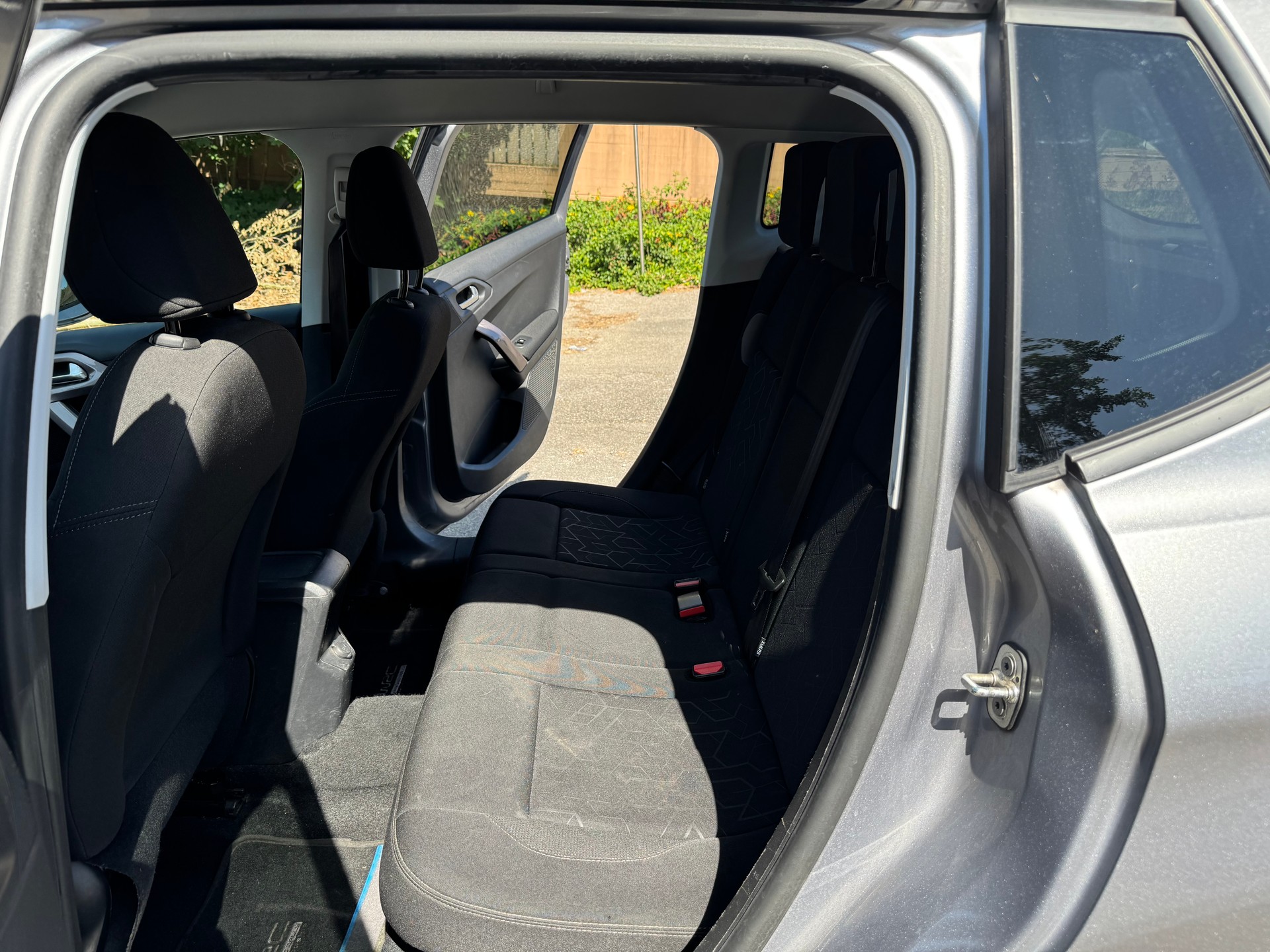 PEUGEOT 2008 1.2 VTI Style-image-7