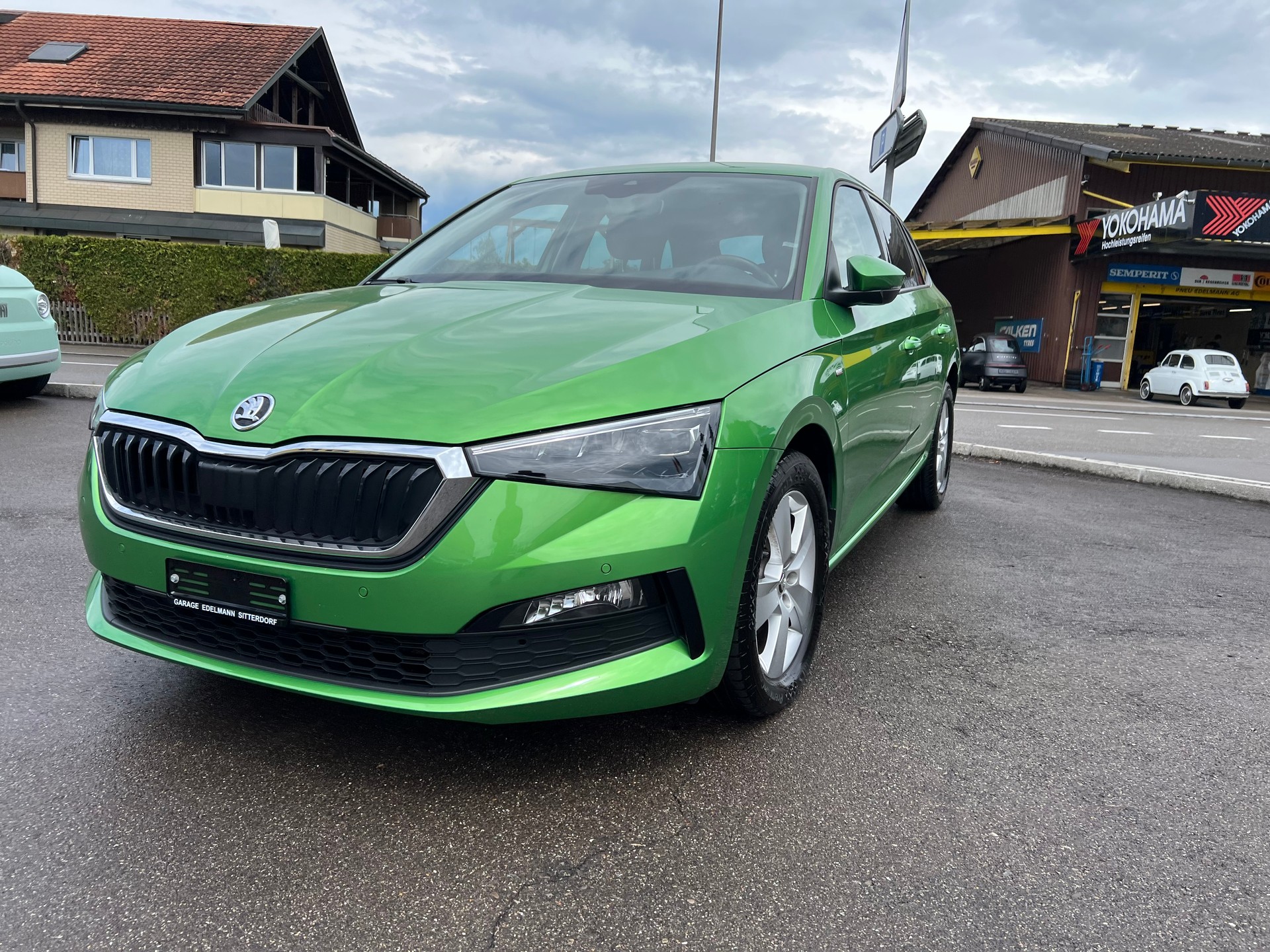 SKODA Scala 1.0 TSI Ambition-showroom-element-1