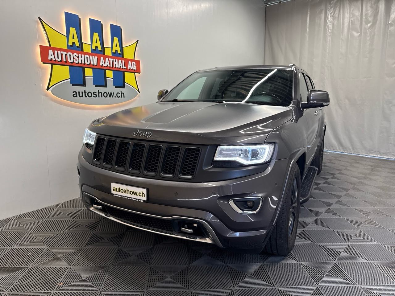 JEEP Grand Cherokee 3.6 V6 Overland Automatic-image-16