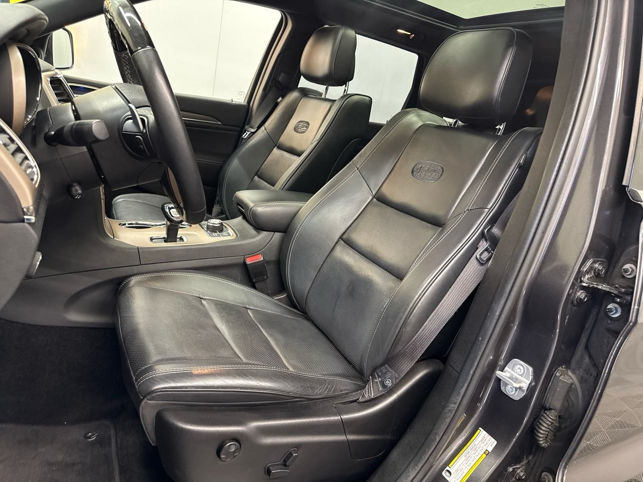 JEEP Grand Cherokee 3.6 V6 Overland Automatic-showroom-element-3