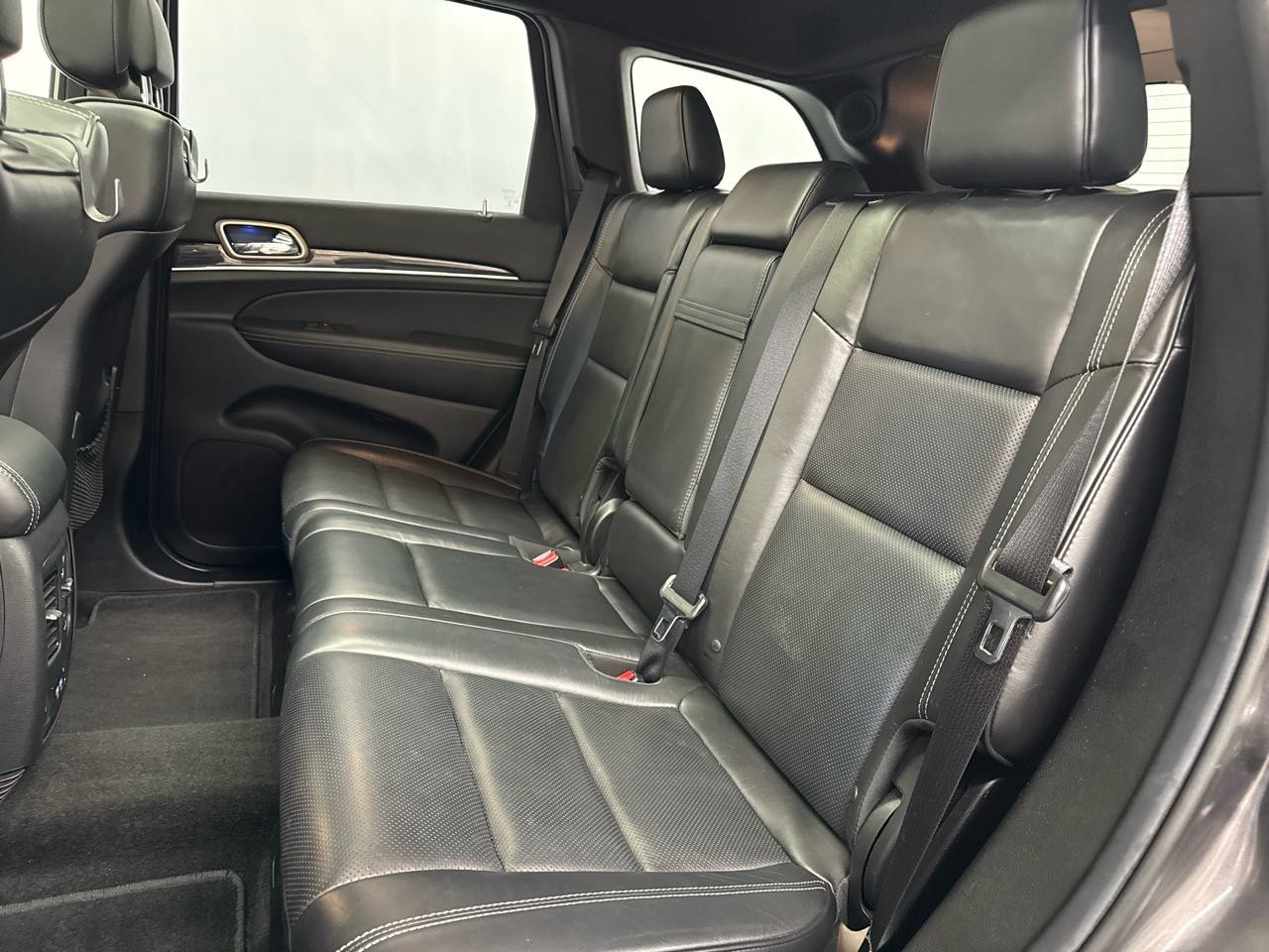 JEEP Grand Cherokee 3.6 V6 Overland Automatic-image-11