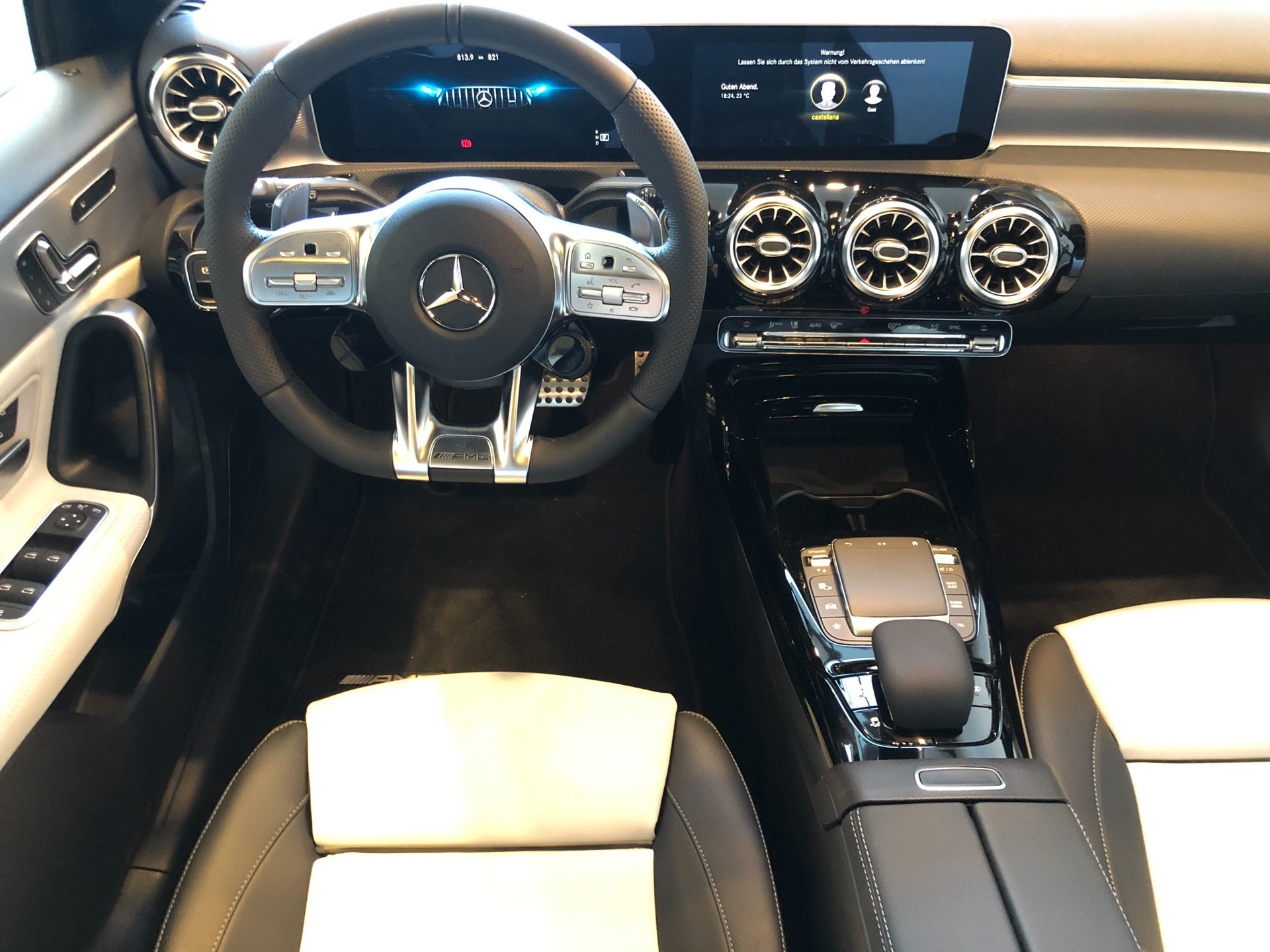 MERCEDES-BENZ A 45 S AMG 4Matic+ Speedshift-image-7