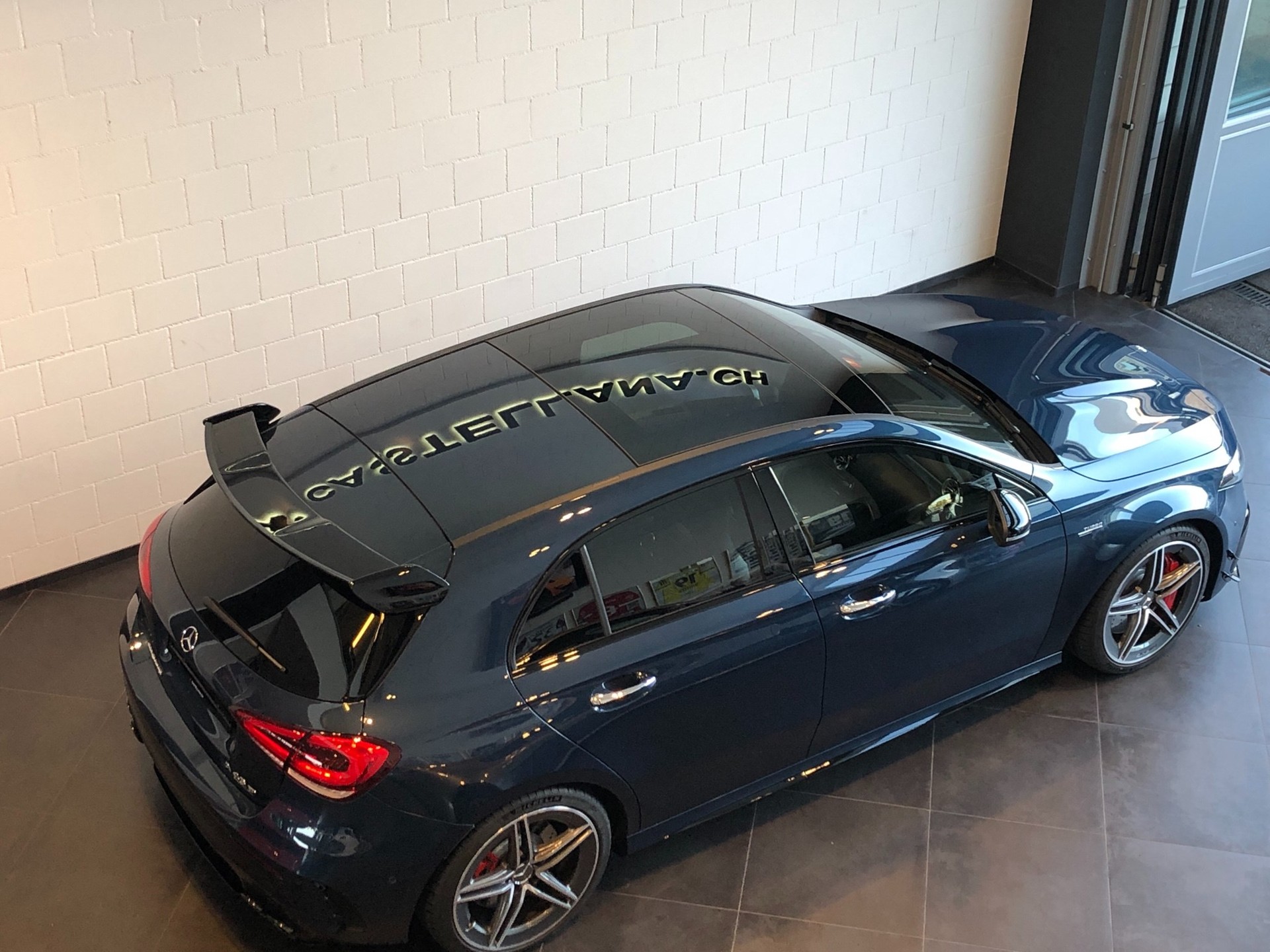 MERCEDES-BENZ A 45 S AMG 4Matic+ Speedshift-showroom-element-2