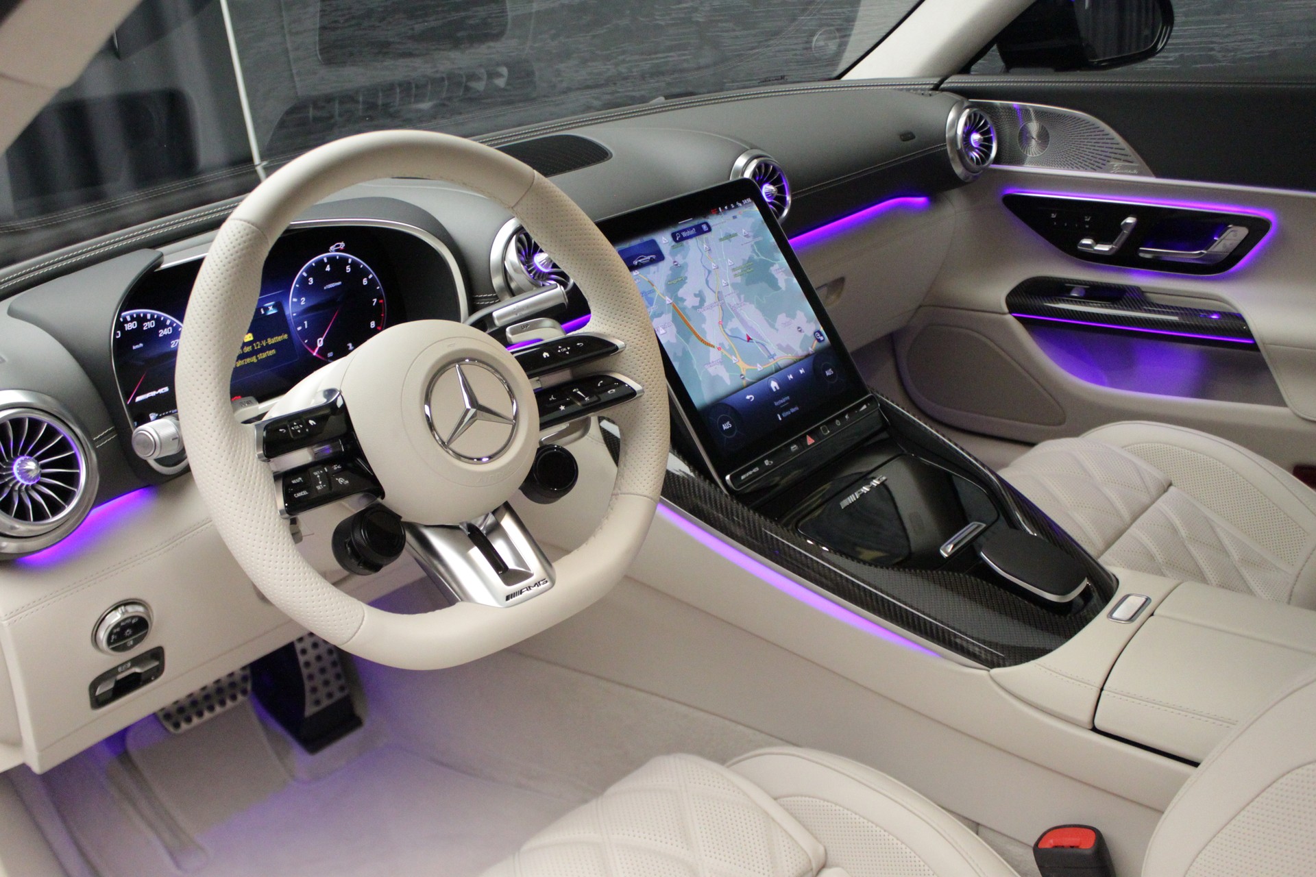 MERCEDES-BENZ AMG GT 63 4Matic+ Executive Edition-image-23