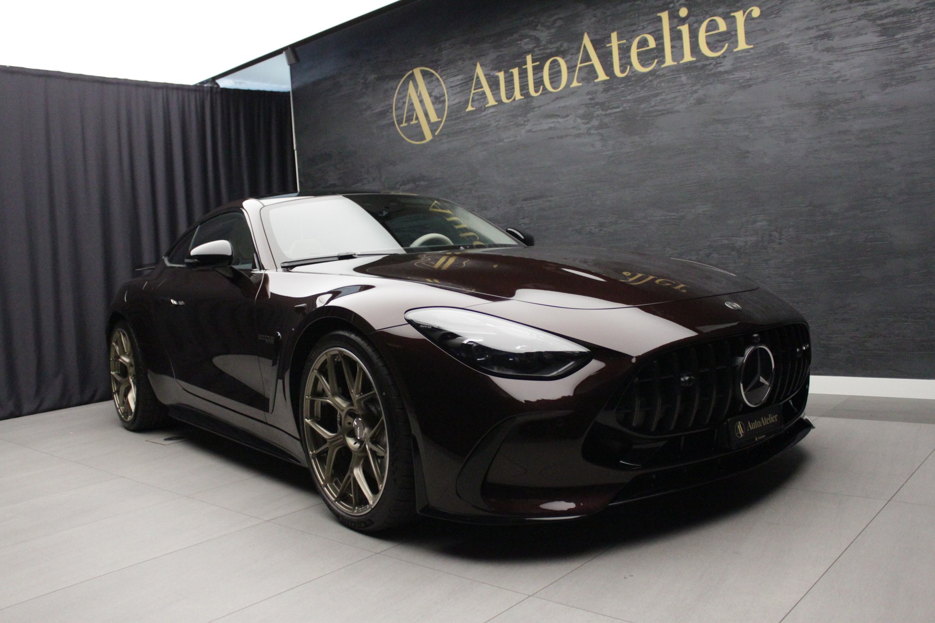 MERCEDES-BENZ AMG GT 63 4Matic+ Executive Edition-showroom-element-2