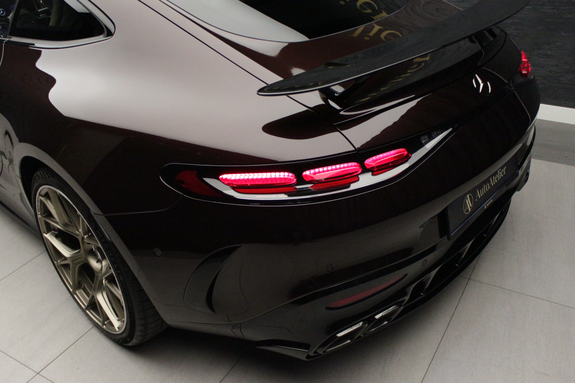MERCEDES-BENZ AMG GT 63 4Matic+ Executive Edition-image-17