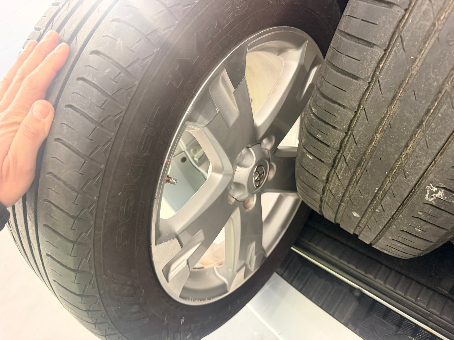 TOYOTA RAV-4 2.2D-4 D CleanPower Linea Luna-image-8