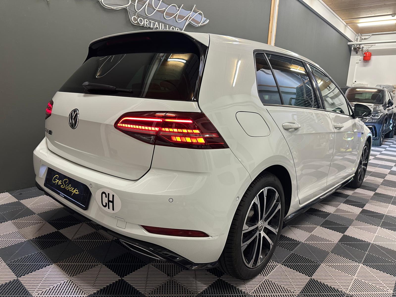 VW Golf 1.5 TSI R-LINE Edition 45 DSG-image-5