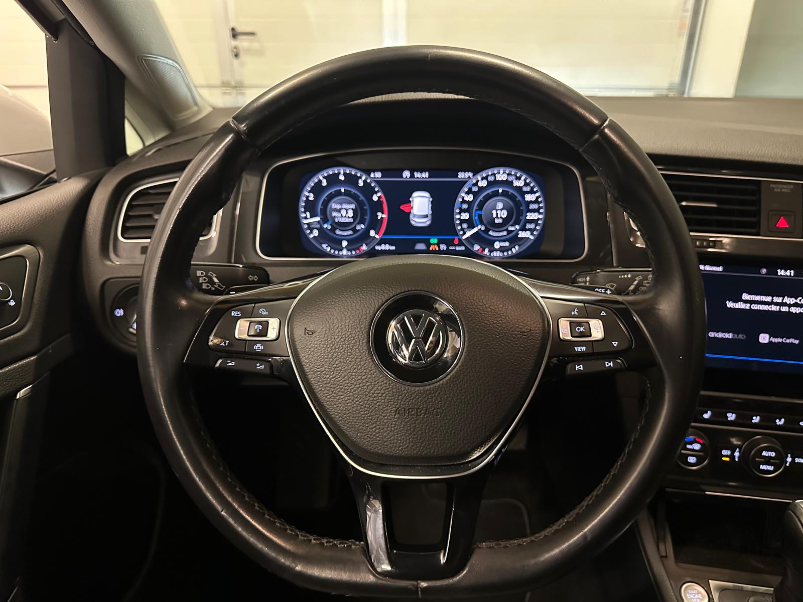 VW Golf 1.5 TSI R-LINE Edition 45 DSG-image-16