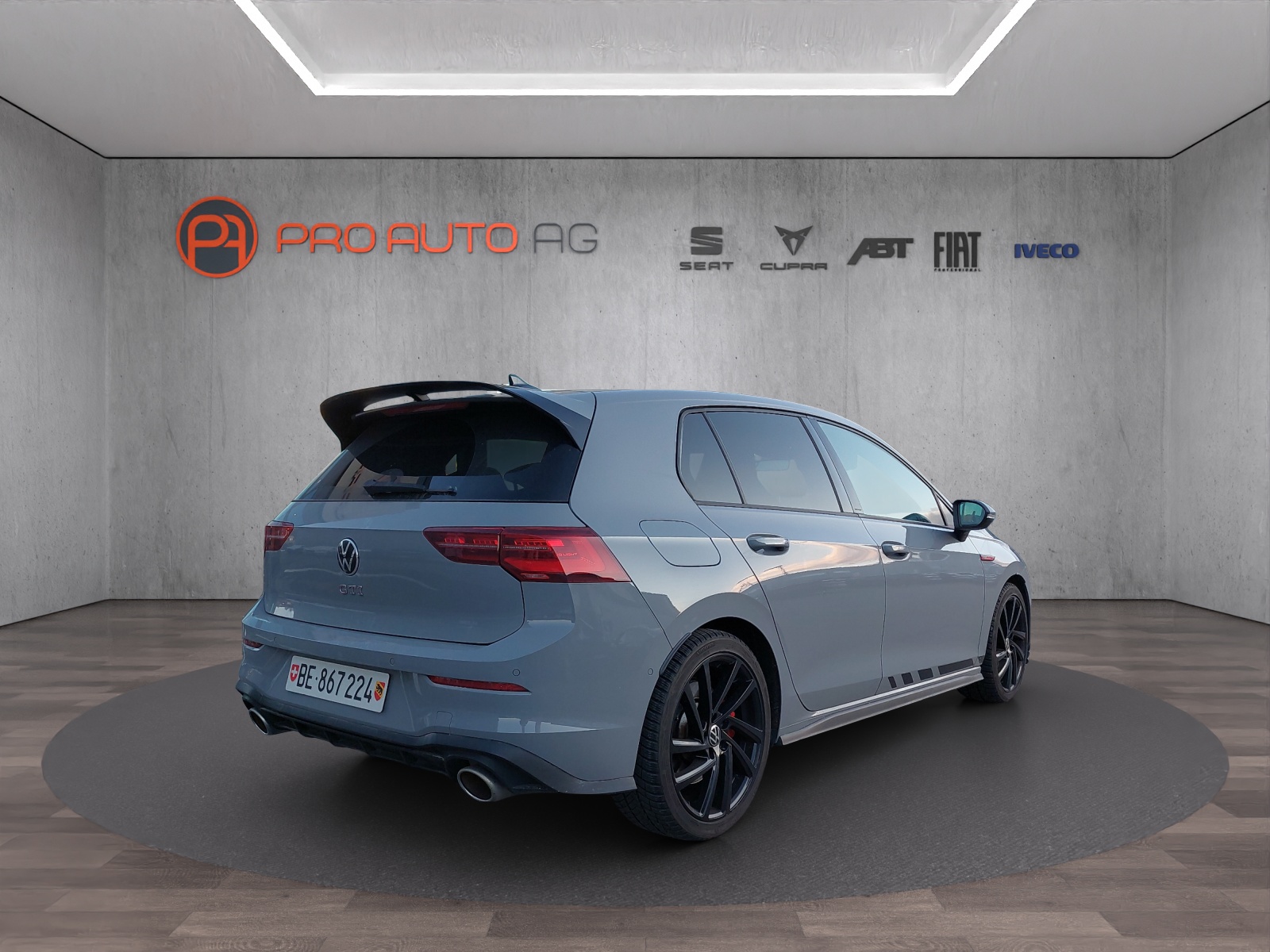 VW Golf 2.0 TSI GTI Clubsport DSG-image-4