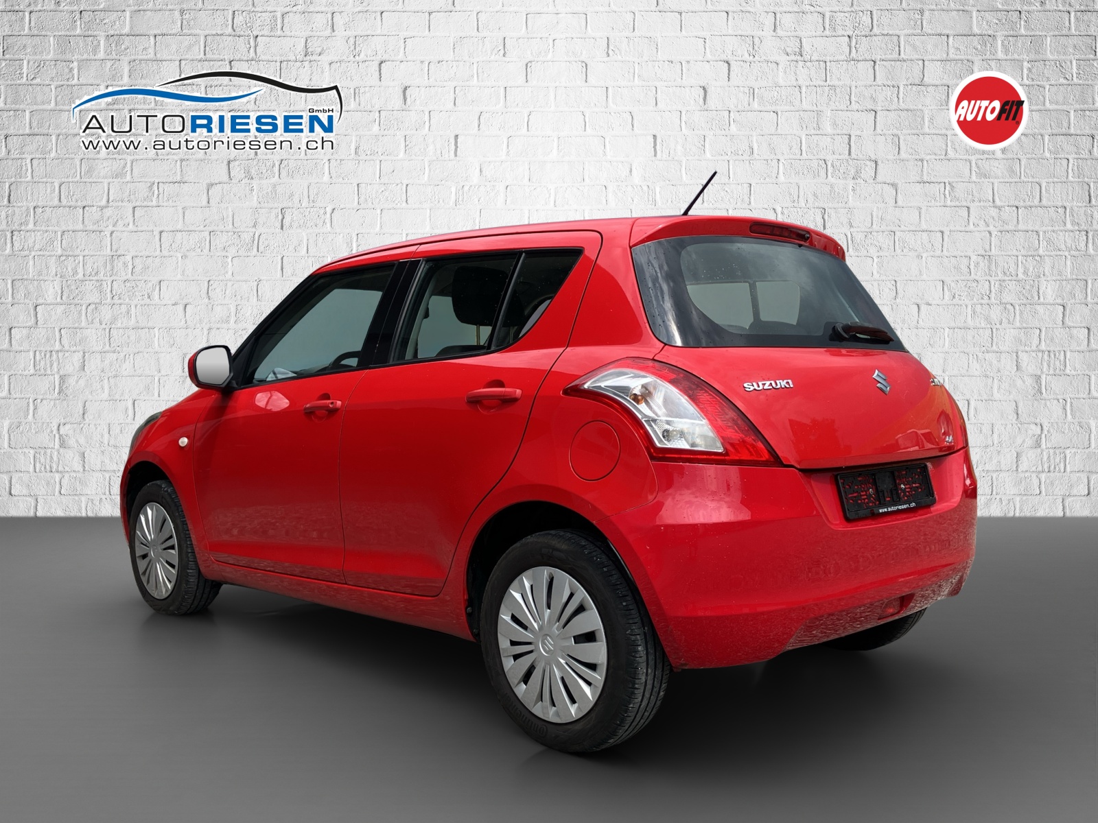 SUZUKI Swift 1.2i 16V Compact Top 4x4-image-1