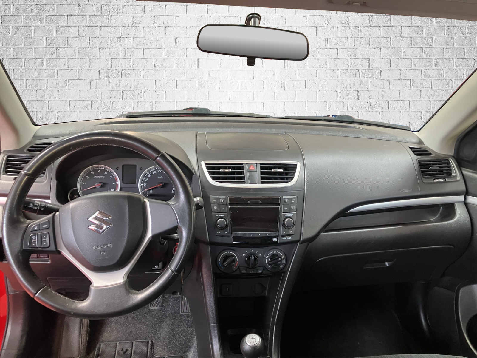 SUZUKI Swift 1.2i 16V Compact Top 4x4-image-7