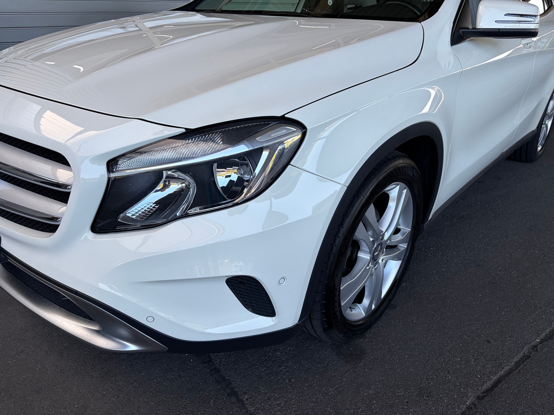 MERCEDES-BENZ GLA 200 Style-image-5