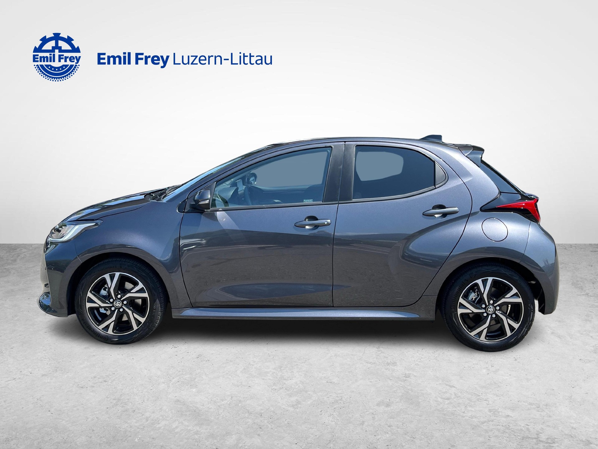 TOYOTA Yaris 1.5 VVT-i HSD Trend-showroom-element-1