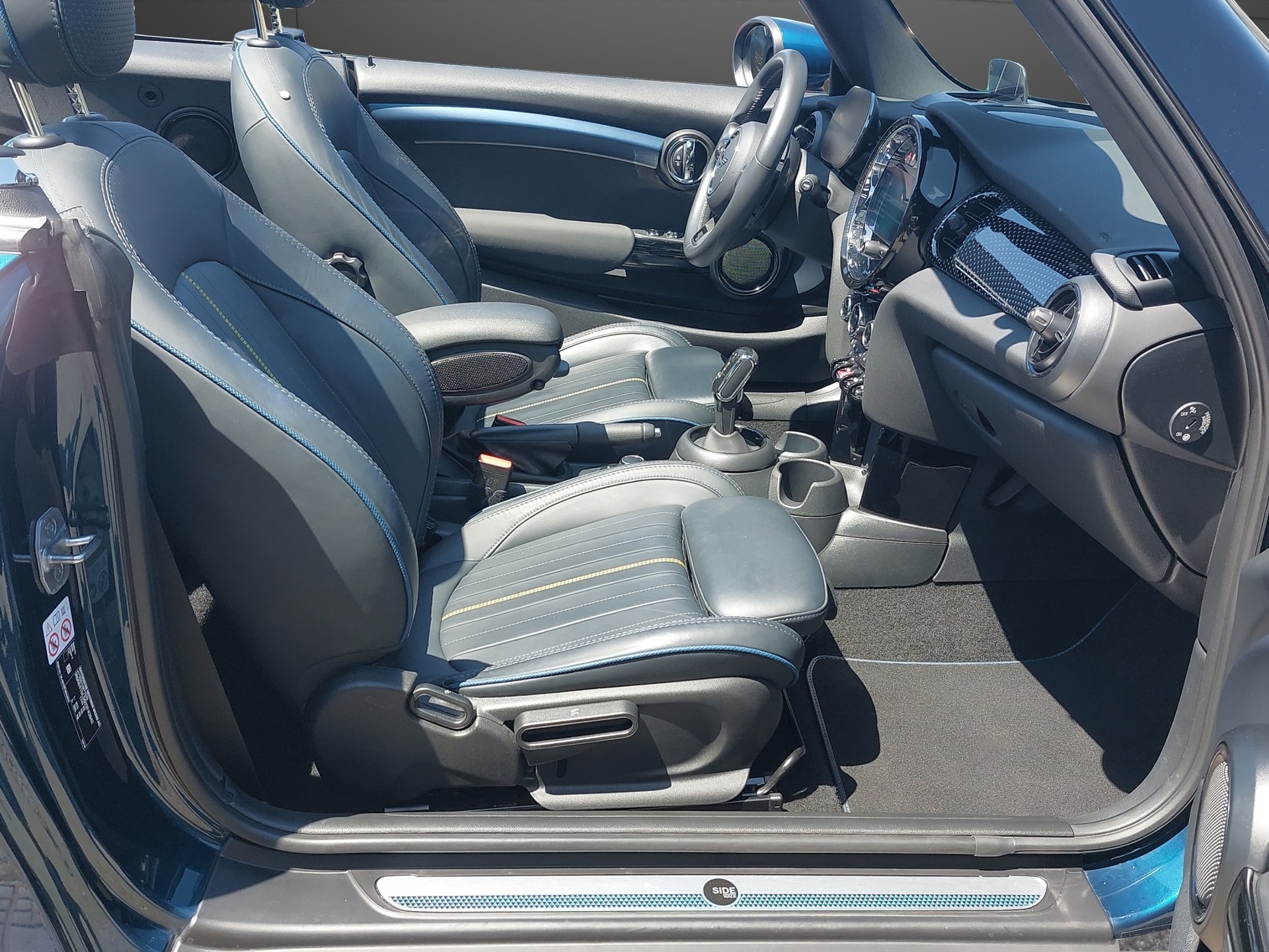 MINI Cabrio F57 2.0i Cooper S SDKG-image-18