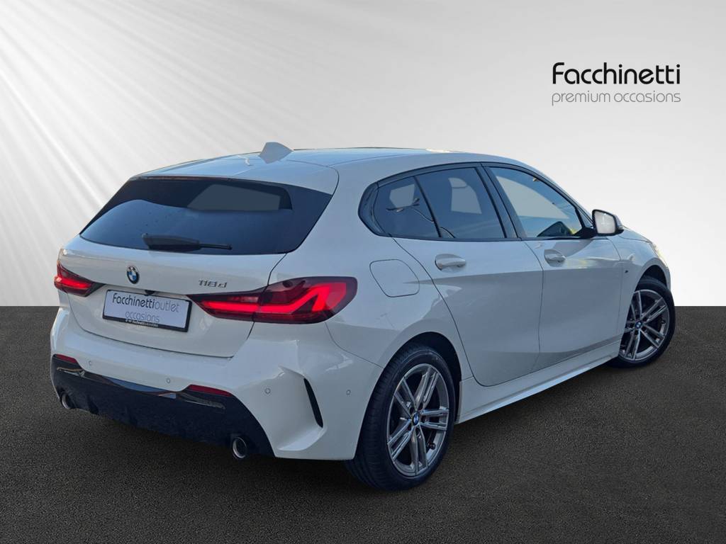 BMW 118d Pure M Sport-showroom-element-3