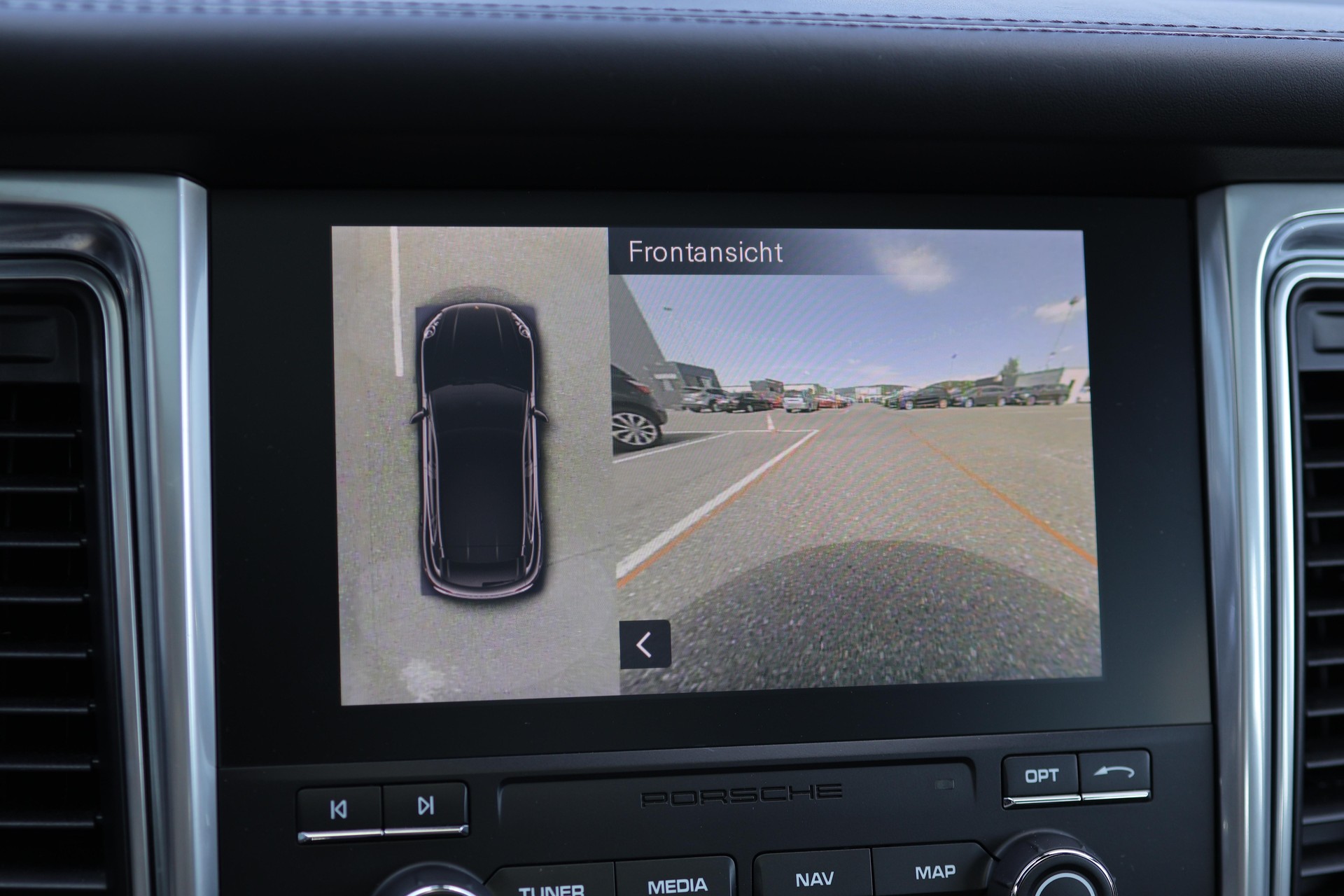 PORSCHE Macan 3.0 V6 S * LUFTFEDERUNG * 360° KAMERA * PANORAMADACH * BOSE SOUNDSYSTEM *-image-23