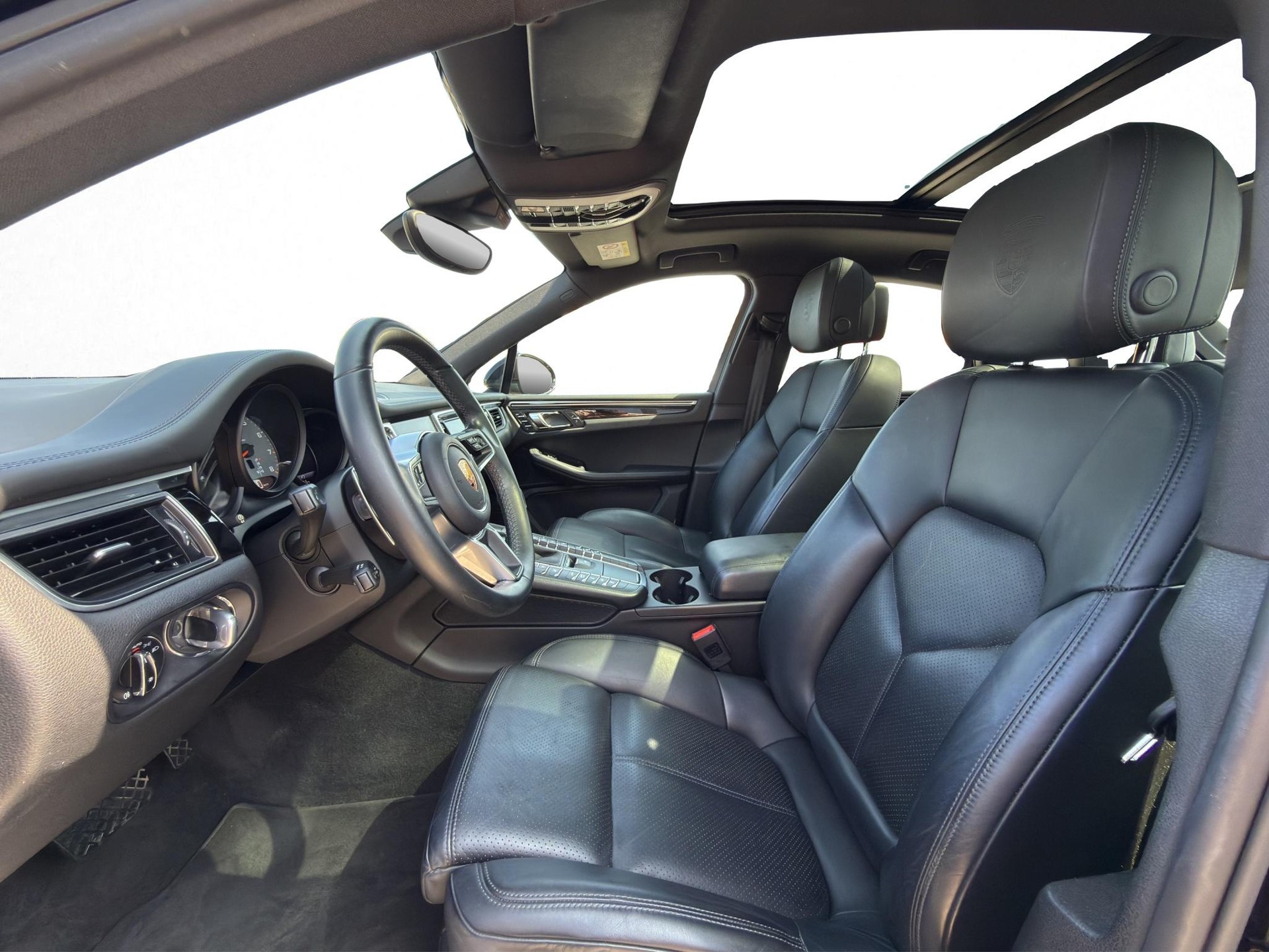 PORSCHE Macan 3.0 V6 S * LUFTFEDERUNG * 360° KAMERA * PANORAMADACH * BOSE SOUNDSYSTEM *-image-10