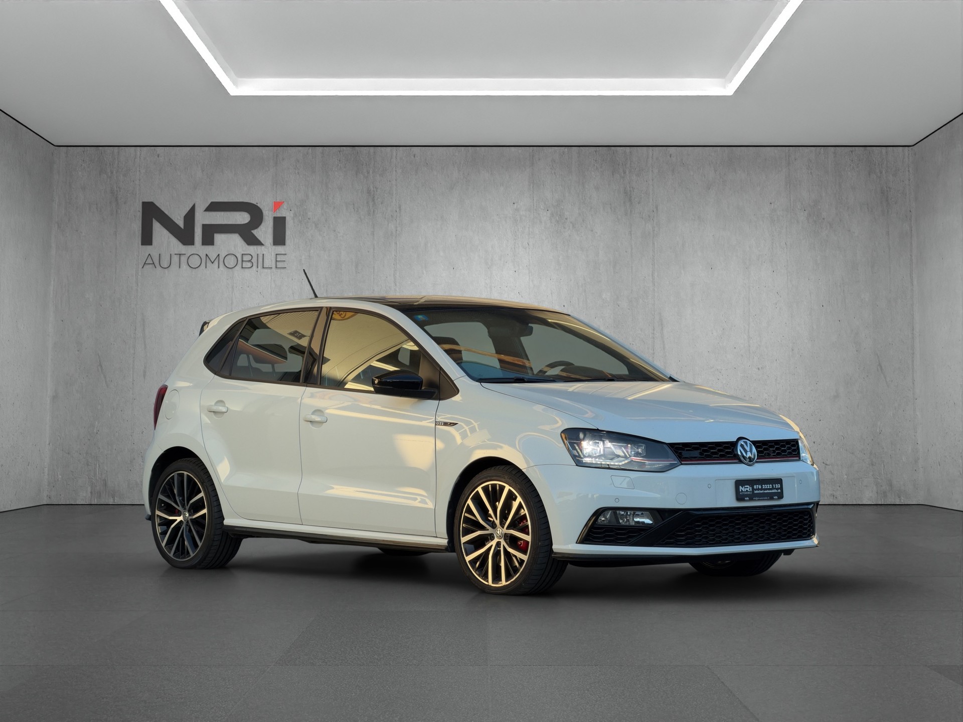 VW Polo 1.8 TSI GTI DSG-showroom-element-2