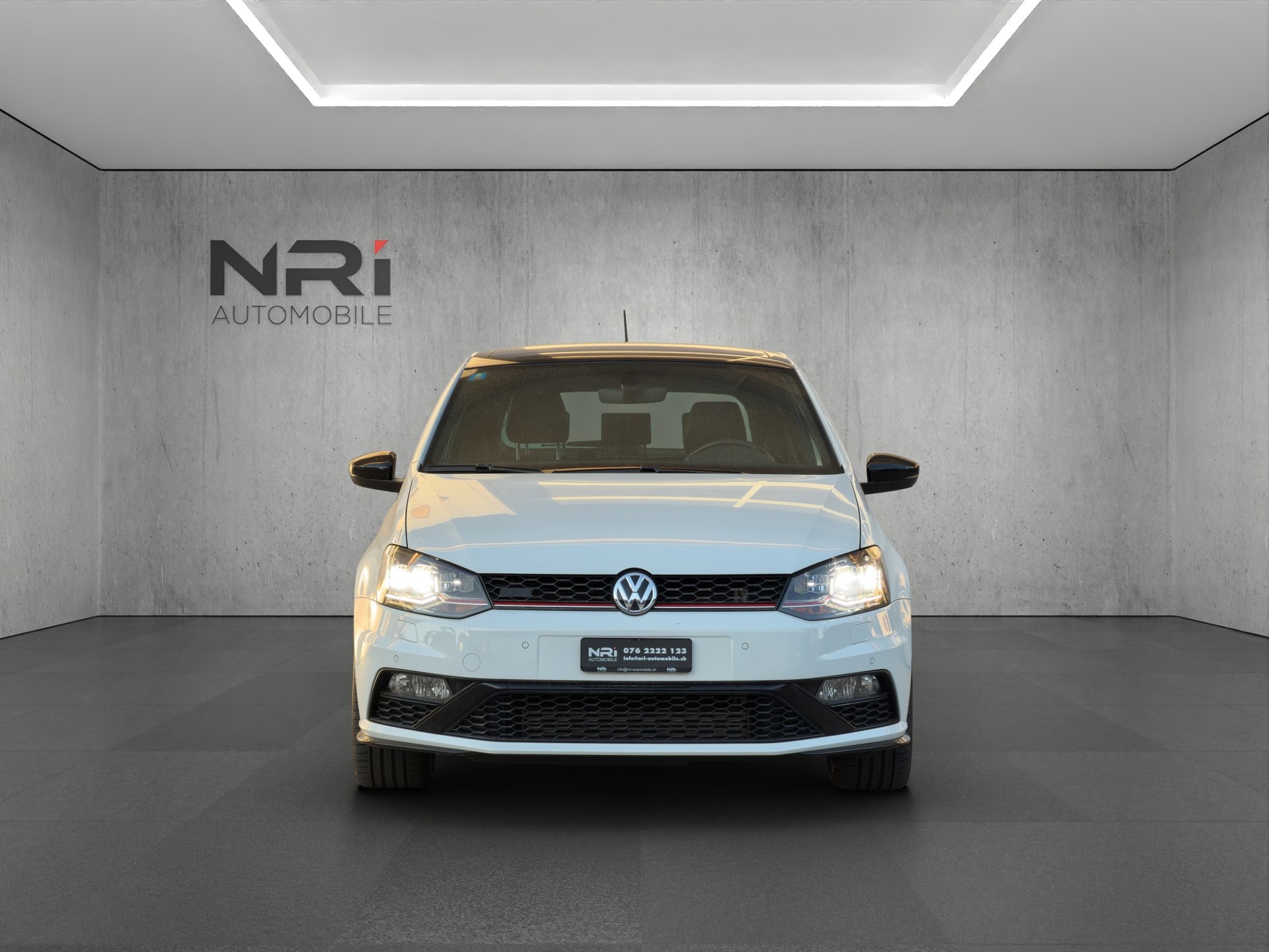 VW Polo 1.8 TSI GTI DSG-showroom-element-1