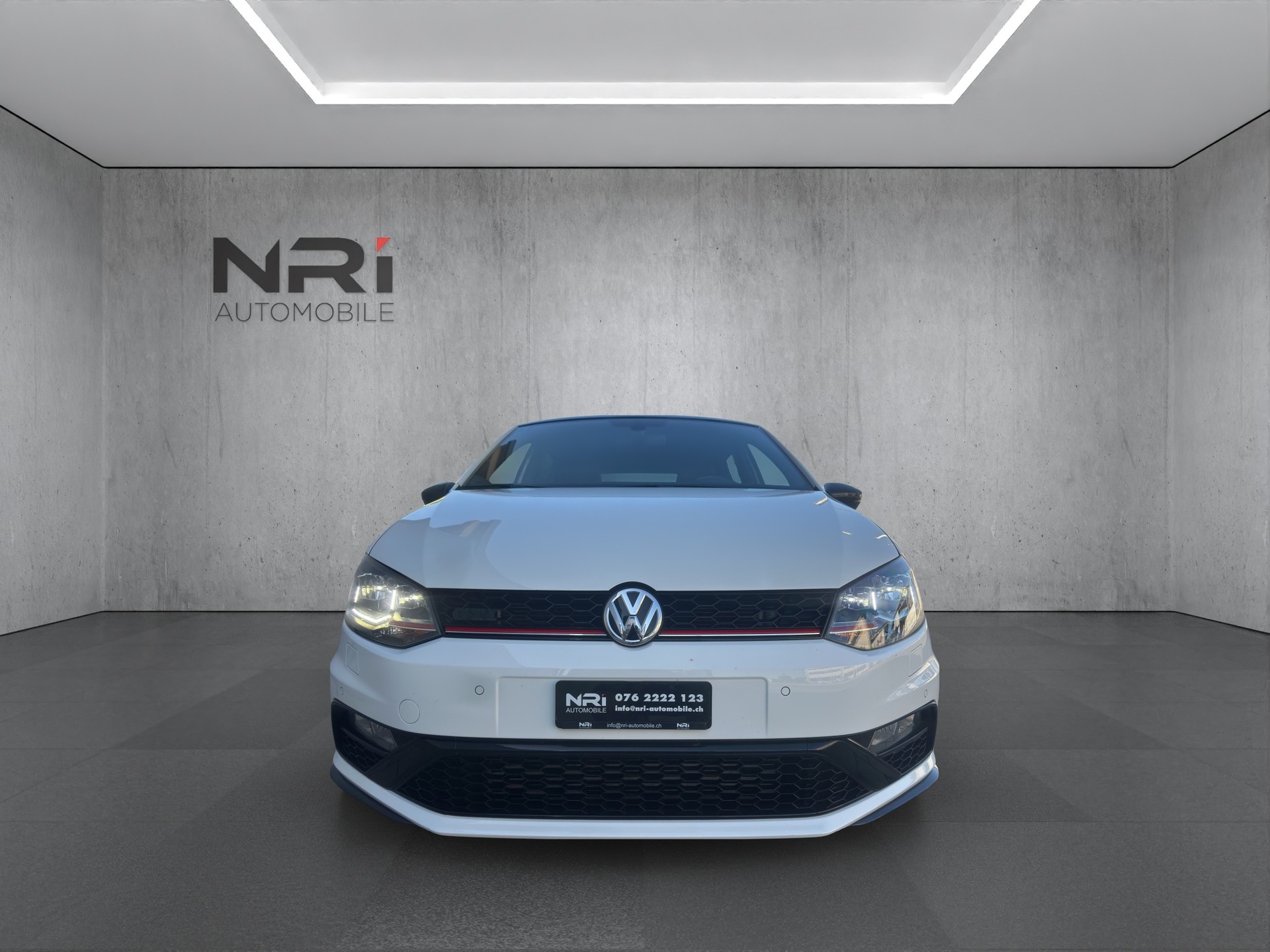 VW Polo 1.8 TSI GTI DSG-showroom-element-1