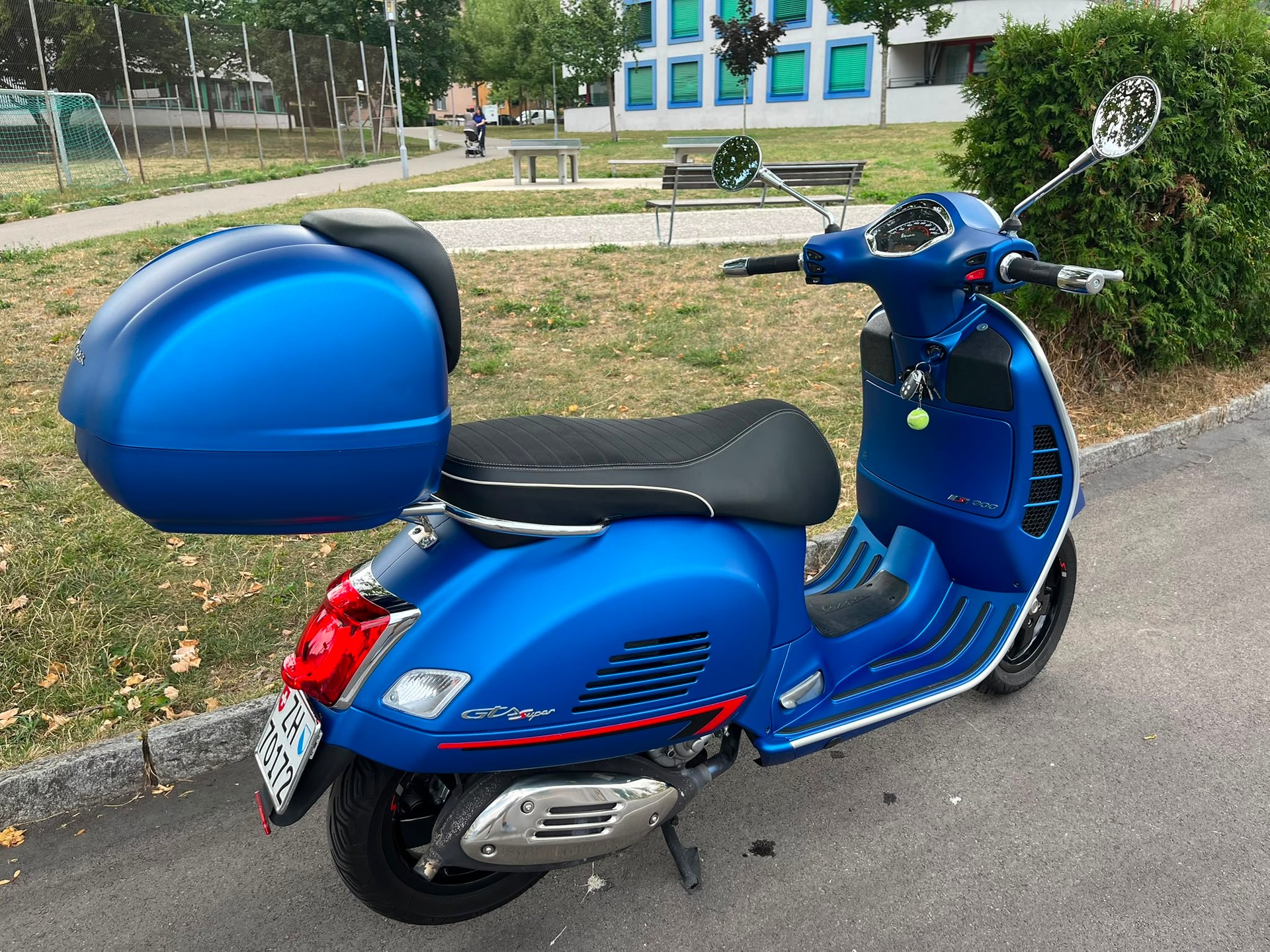 PIAGGIO Vespa GTS 300 HPE Super Sport ABS/ASR-image-6