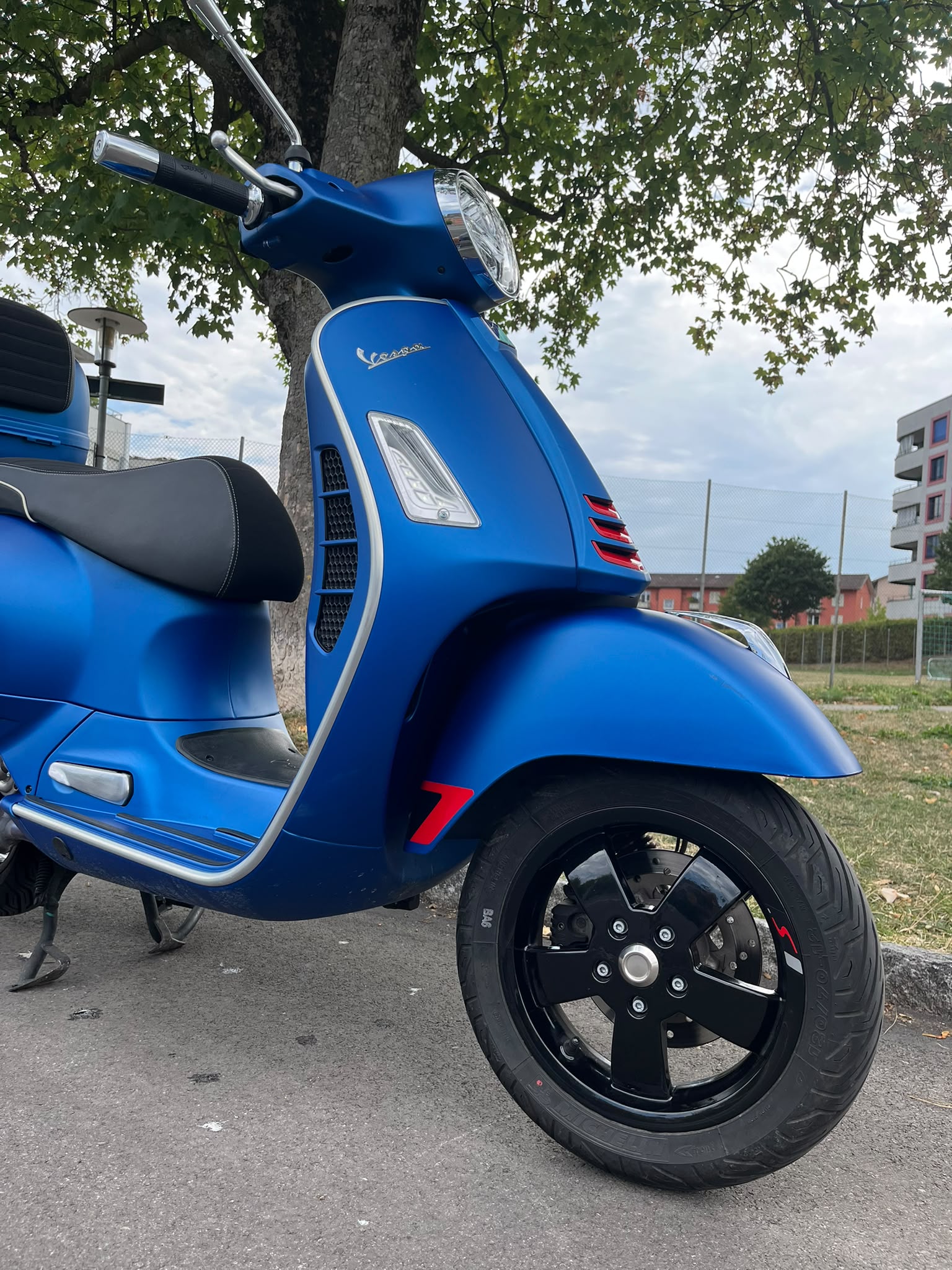 PIAGGIO Vespa GTS 300 HPE Super Sport ABS/ASR-image-4
