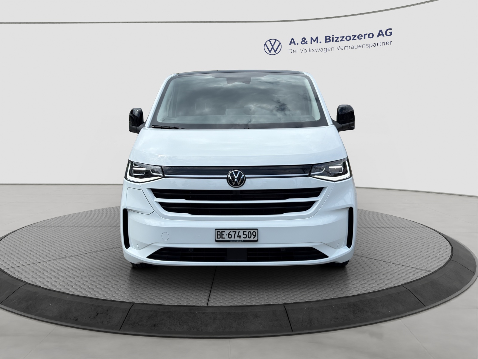 VW Caravelle 2.5TSI eHYBRID 16,5 kWh Life Aut.8-image-7