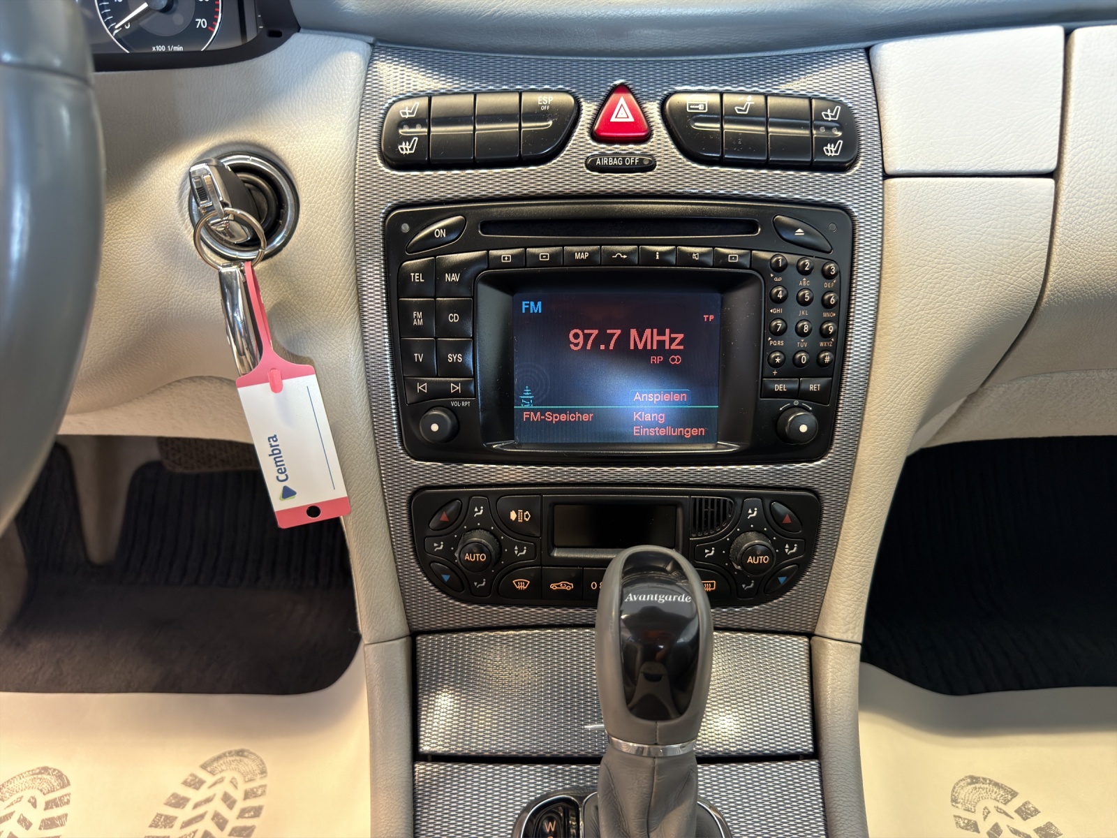 MERCEDES-BENZ CLK 500 Avantgarde Automatic-image-13