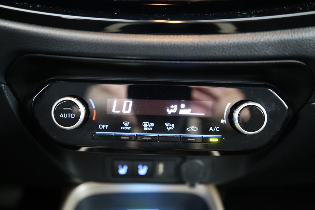 TOYOTA Aygo X 1.0 VVT-i Trend-image-8