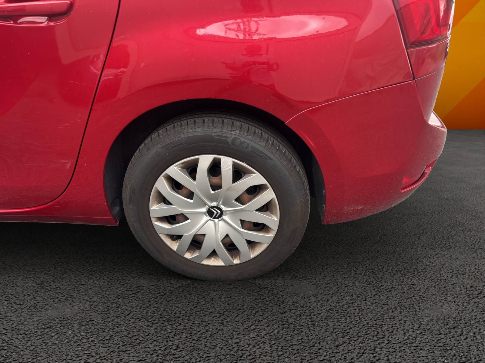 CITROEN Grand C4 Picasso 1.6 e-HDi Attraction-image-14