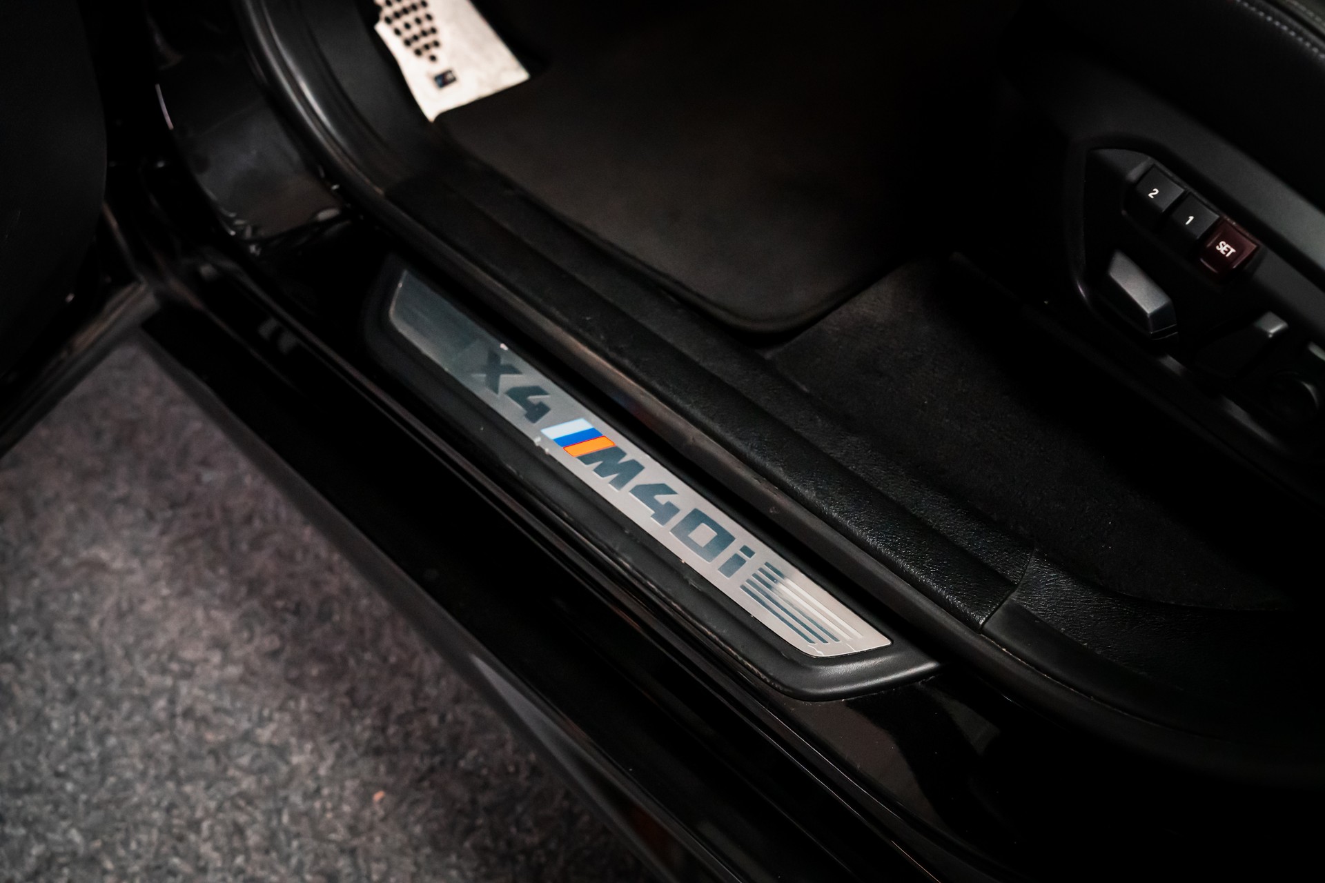 BMW X4 M40i / Head Up Display / El. Memory Sitze / Leder-image-28