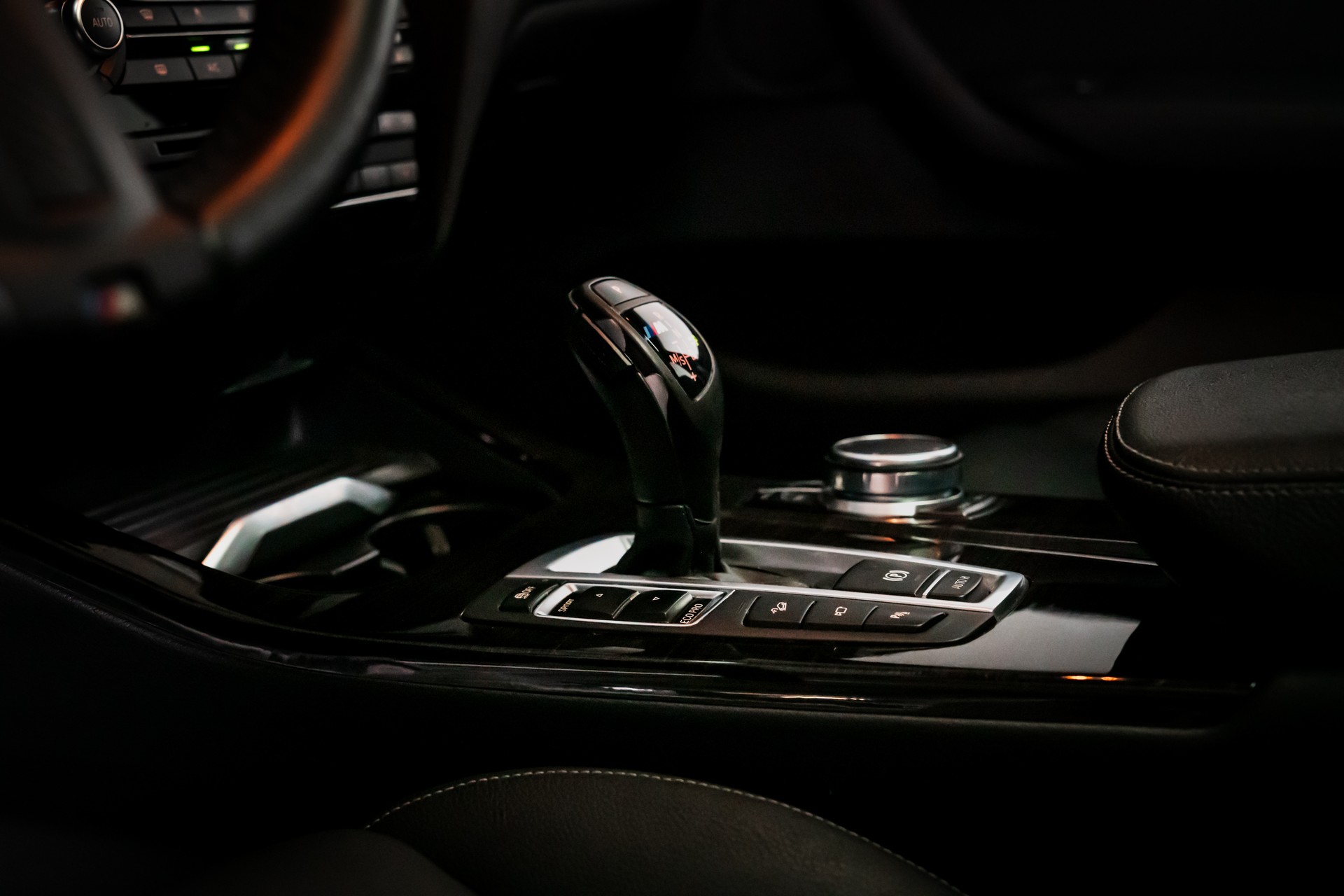 BMW X4 M40i / Head Up Display / El. Memory Sitze / Leder-image-22