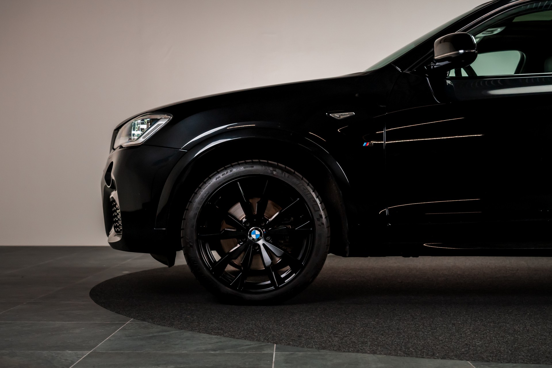 BMW X4 M40i / Head Up Display / El. Memory Sitze / Leder-image-8