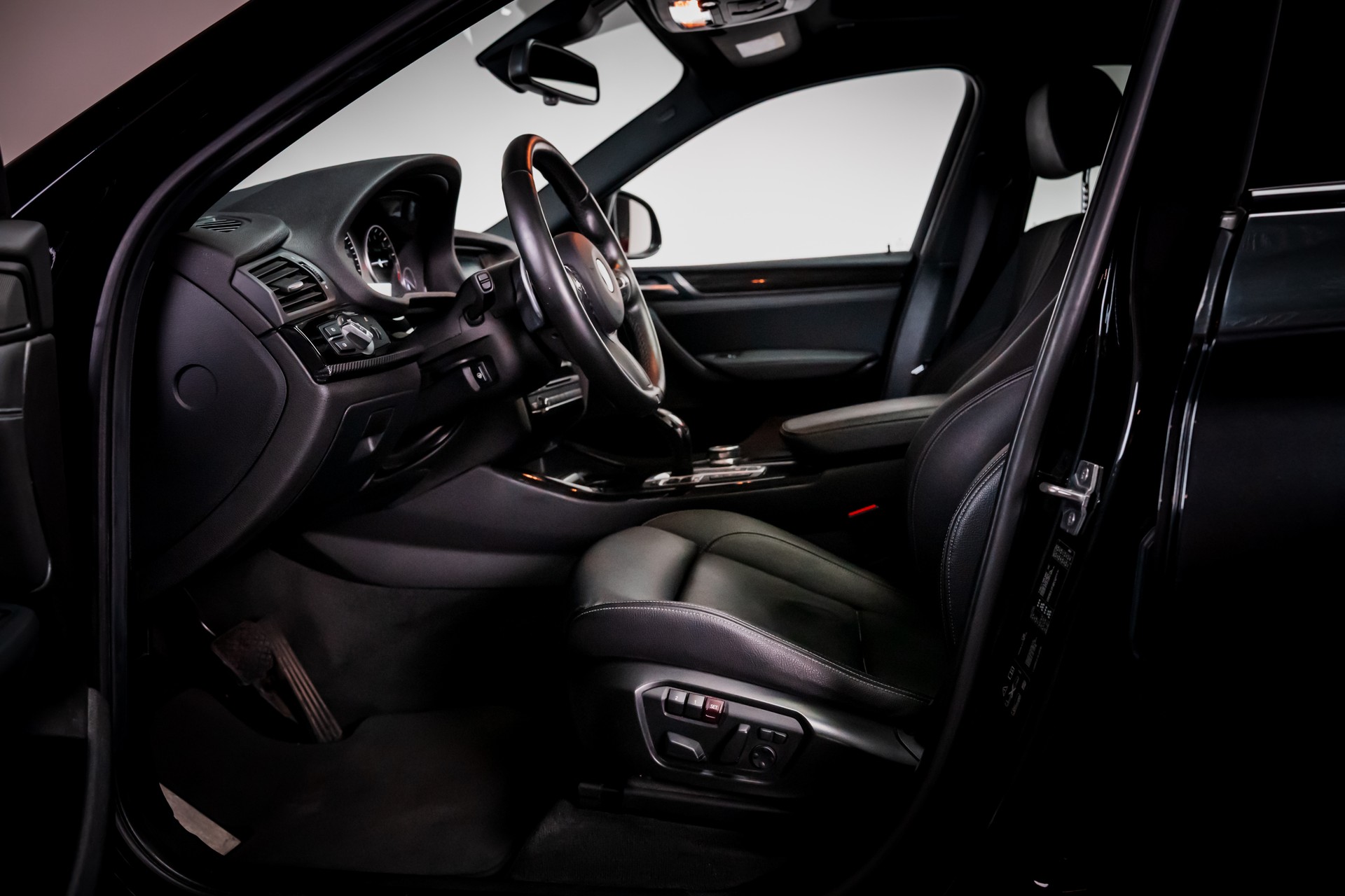 BMW X4 M40i / Head Up Display / El. Memory Sitze / Leder-image-11