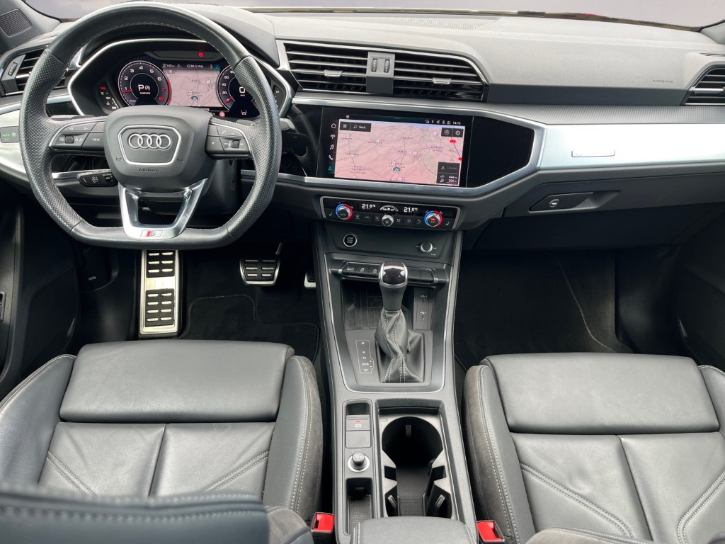 AUDI Q3 Sportback 40 TFSI S line quattro S-tronic-image-11