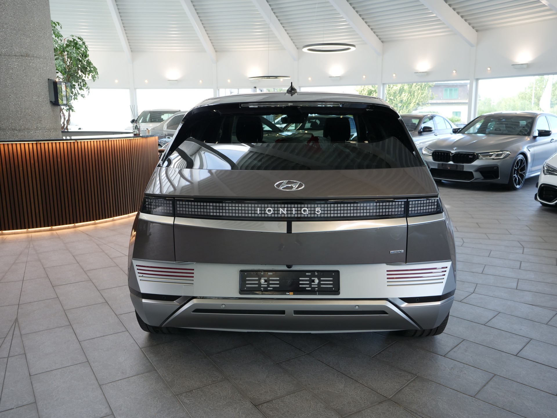 HYUNDAI Ioniq 5 72kWh Vertex 4WD-image-7