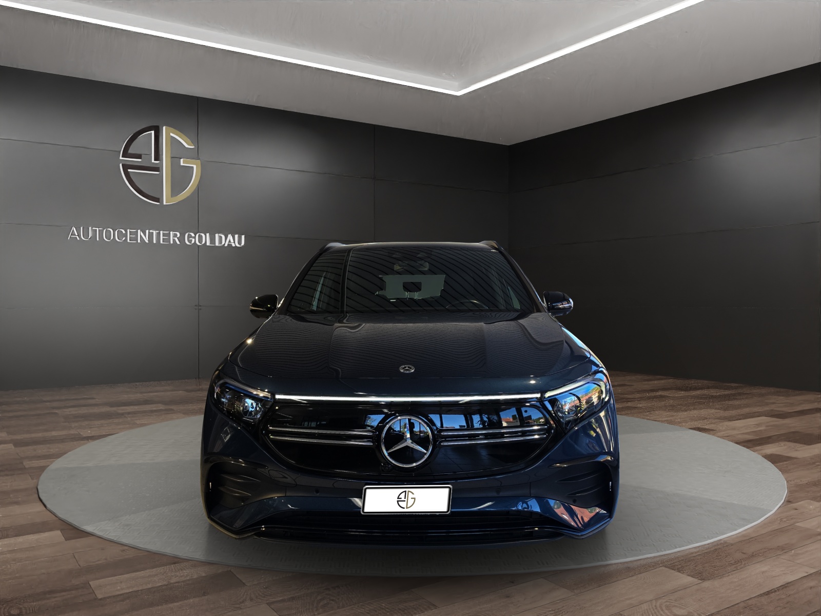 MERCEDES-BENZ EQA 350 AMG Line 4Matic-image-6