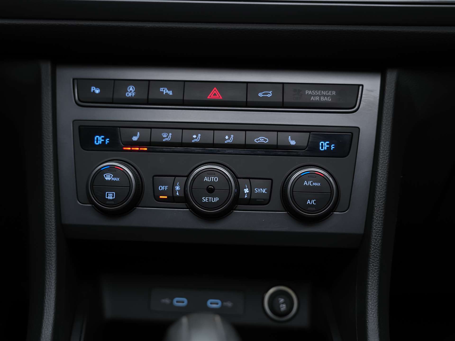 CUPRA Ateca 2.0TSI VZ 4Drive DSG *SOFORT VERFÜGBAR*Panorama*-image-25