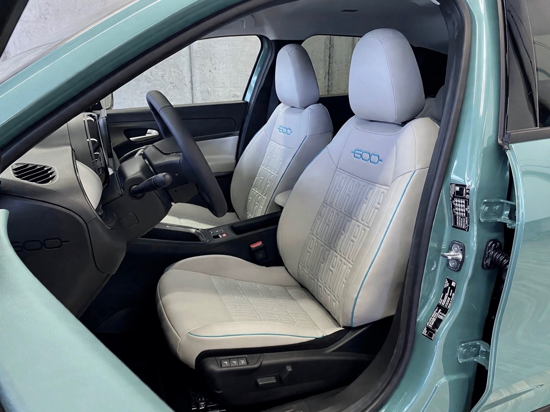 FIAT 600h*MildHybrid*Swiss*La Prima*-showroom-element-3